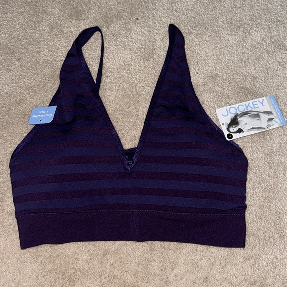 Jockey sports bras - Picture 2 of 16